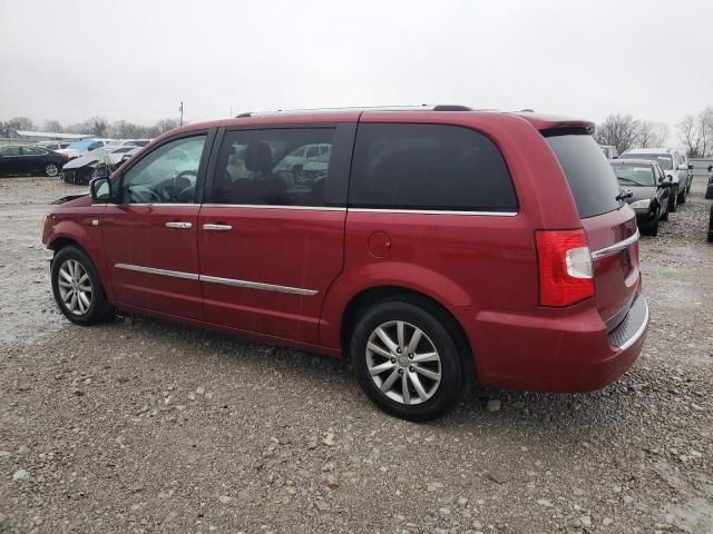 2014 Chrysler Town & Country Touring L