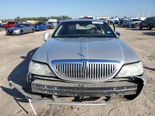 2007 Lincoln Town Car Signature Limited