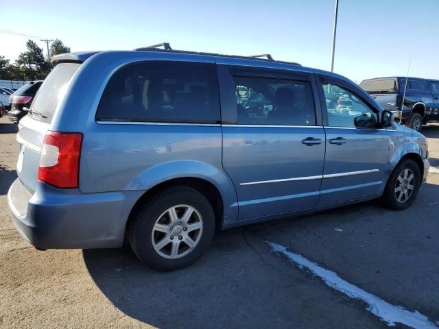 2012 Chrysler Town & Country Touring