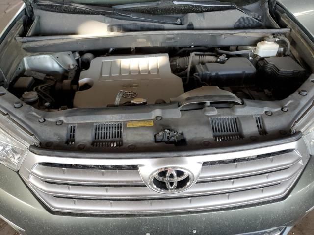 2011 Toyota Highlander Base