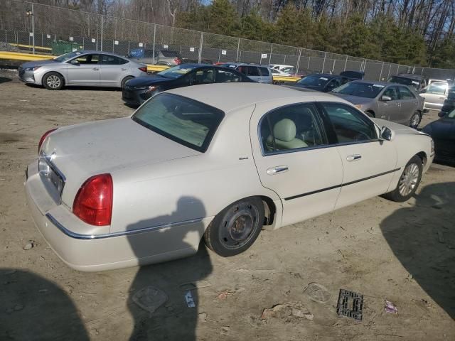 2004 Lincoln Town Car Ultimate