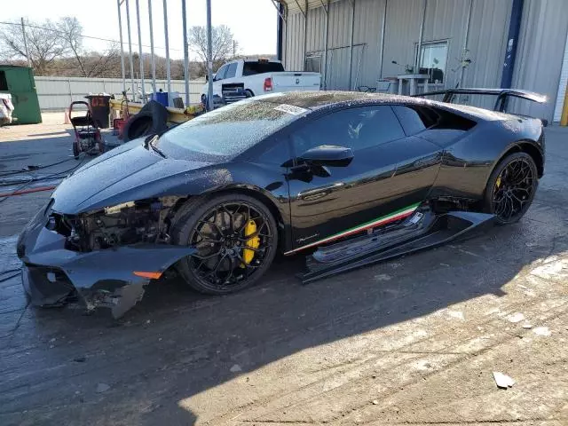 2018 Lamborghini Huracan Performante