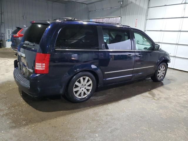 2010 Chrysler Town & Country Touring