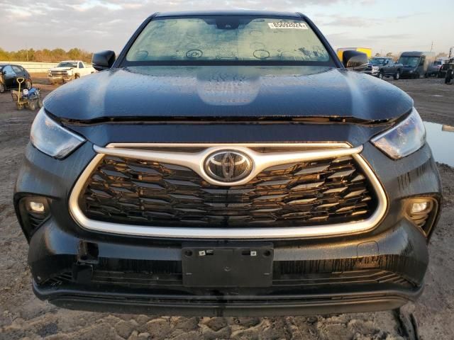 2023 Toyota Highlander L