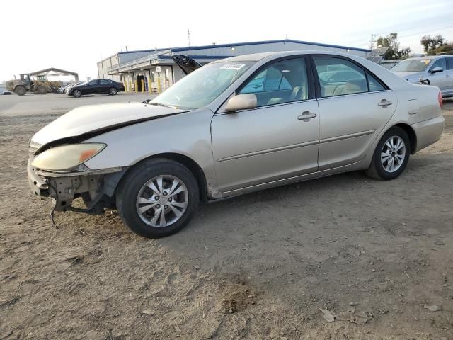 2004 Toyota Camry LE