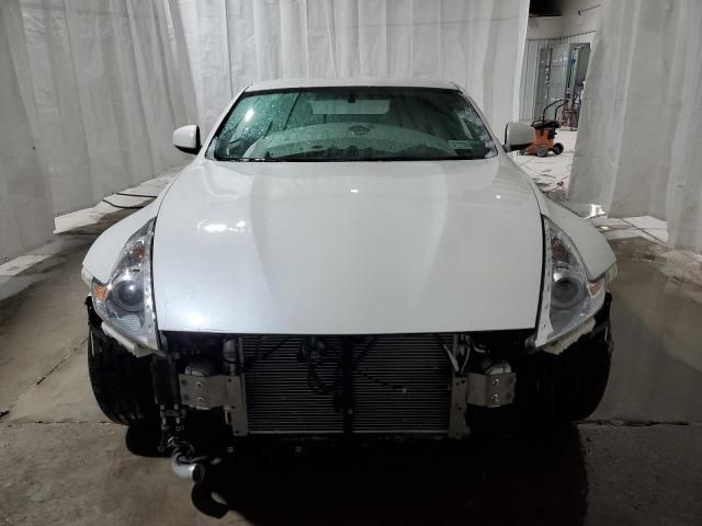 2016 Nissan 370Z Base