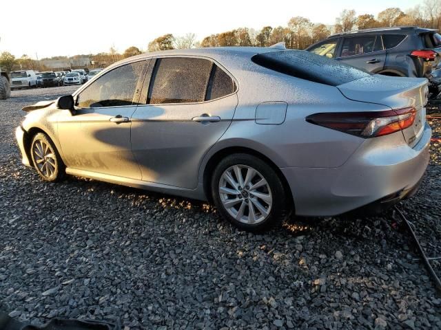 2022 Toyota Camry LE