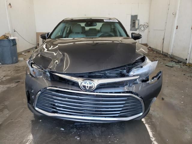 2017 Toyota Avalon XLE