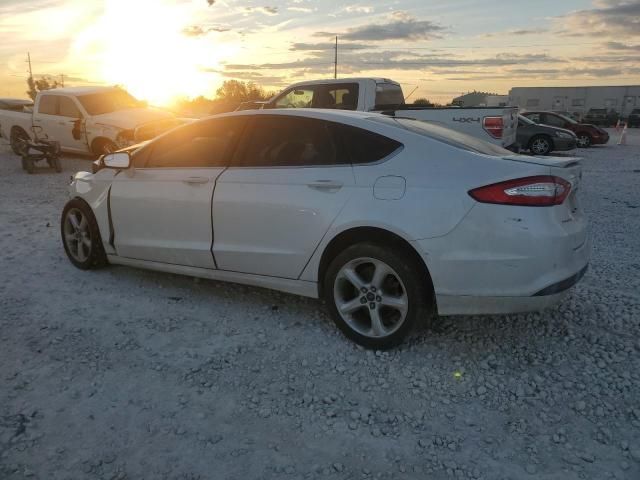 2016 Ford Fusion SE