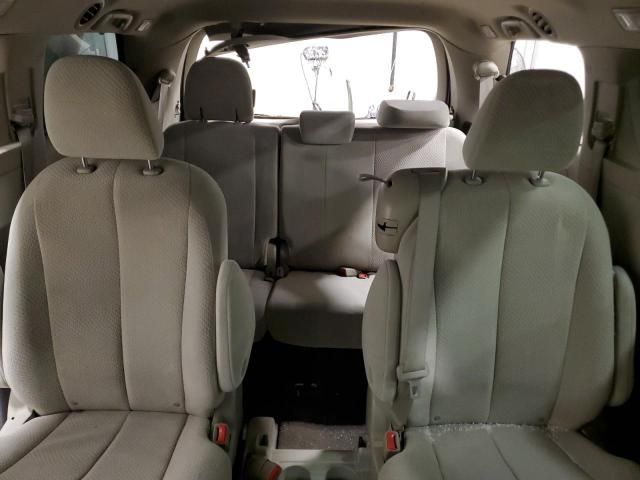 2011 Toyota Sienna LE