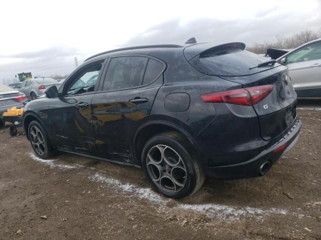 2018 Alfa Romeo Stelvio Sport