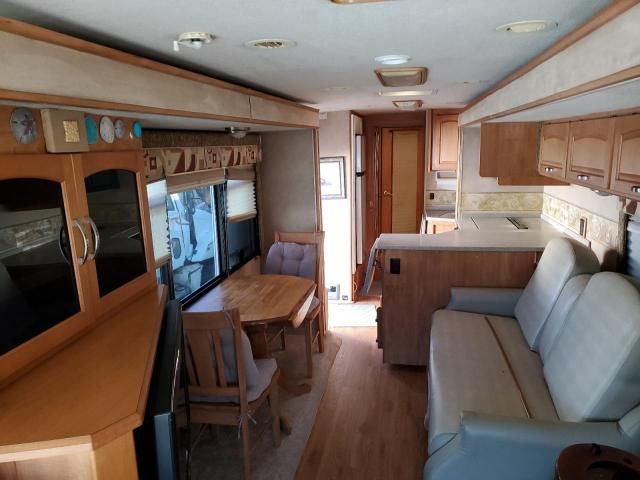 2006 Workhorse Custom Chassis Motorhome Chassis W24