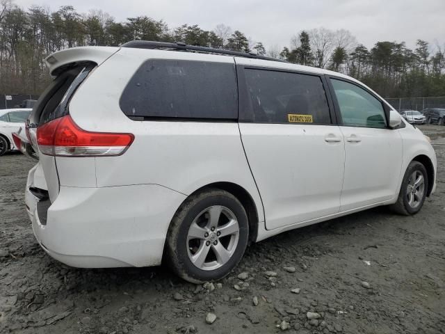 2013 Toyota Sienna LE