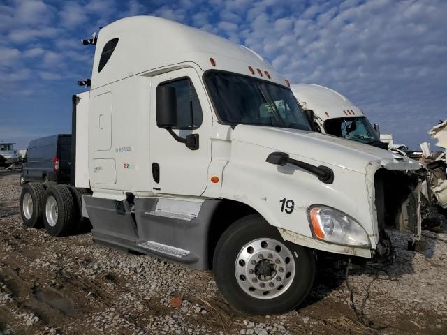 2016 Freightliner Cascadia 125