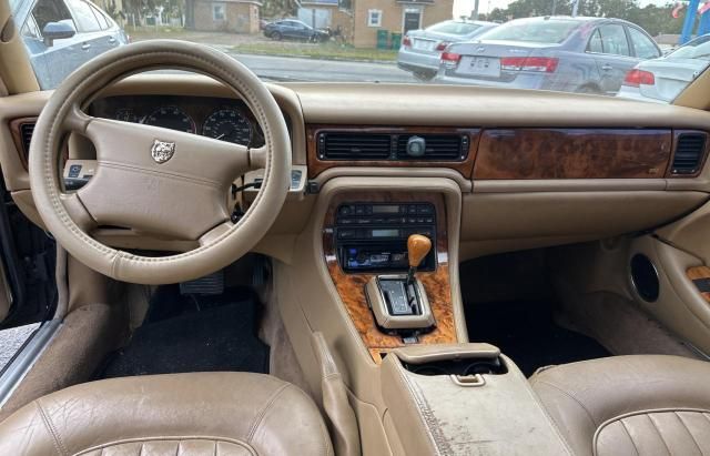 1995 Jaguar XJ6