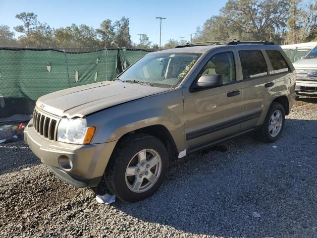 2005 Jeep Grand Cherokee Laredo