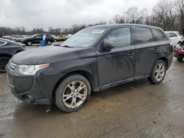 2014 Mitsubishi Outlander SE