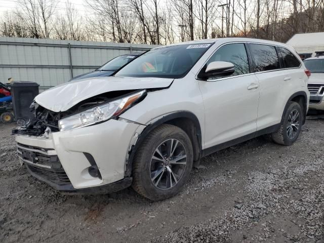 2019 Toyota Highlander LE