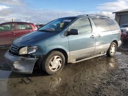 Salvage cars for sale at Eugene, OR auction: 2001 Toyota Sienna LE