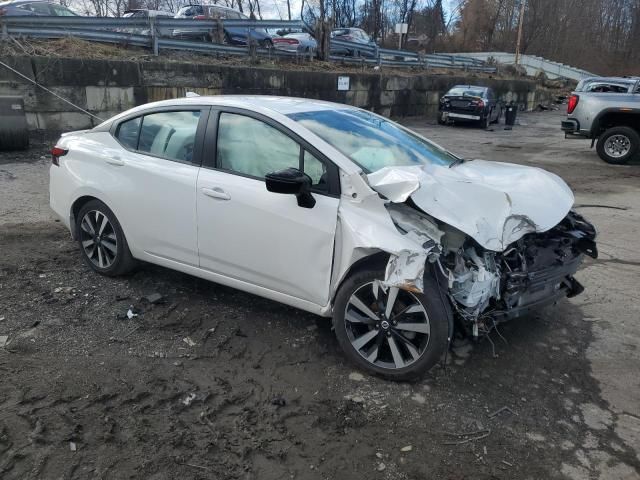 2022 Nissan Versa SR