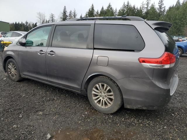 2011 Toyota Sienna XLE