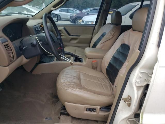 2004 Jeep Grand Cherokee Laredo