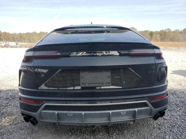 2020 Lamborghini Urus