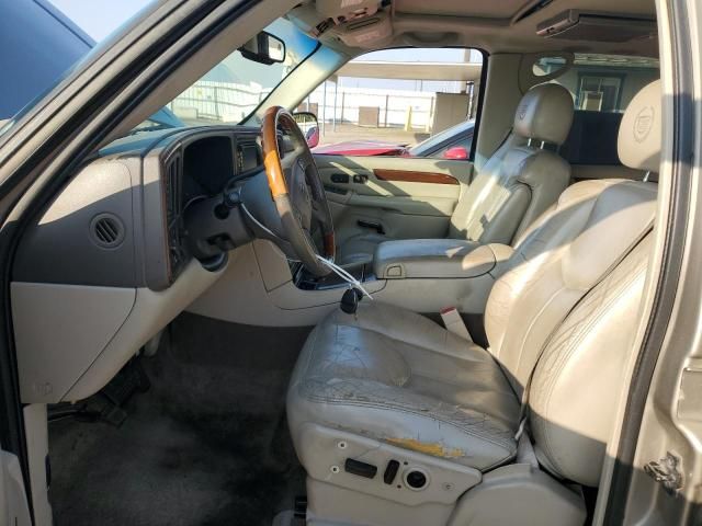 2003 Cadillac Escalade Luxury