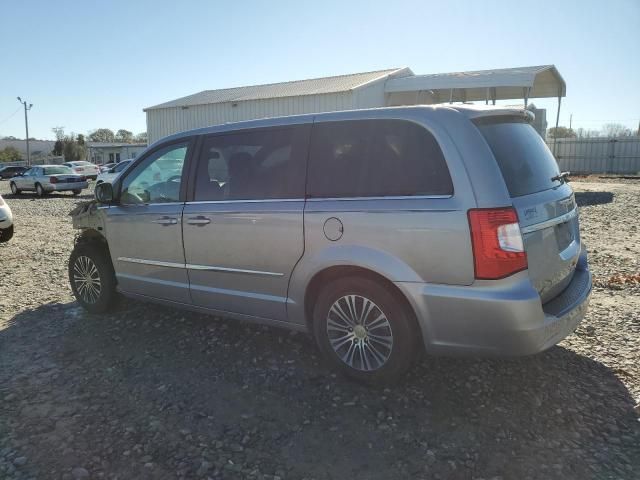 2014 Chrysler Town & Country S