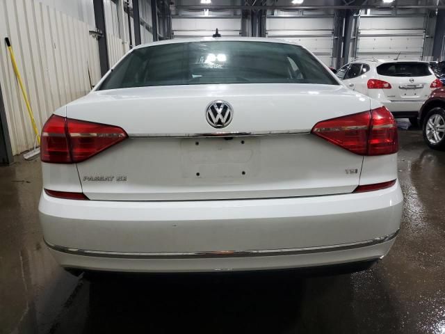 2016 Volkswagen Passat SE