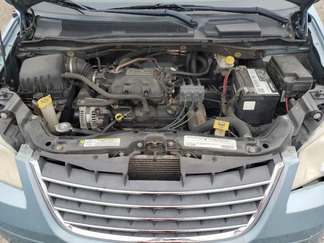 2010 Chrysler Town & Country Touring