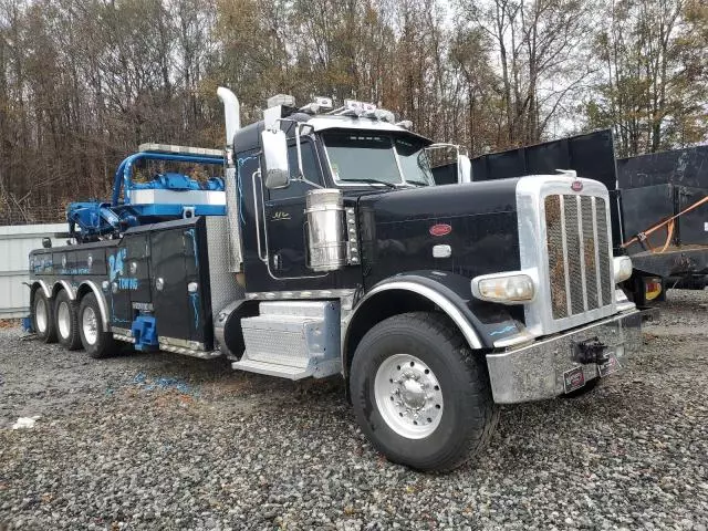 2013 Peterbilt 388