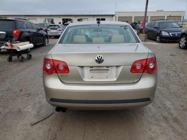 2005 Volkswagen New Jetta 2.5L Option Package 2