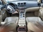 2010 Toyota Highlander SE