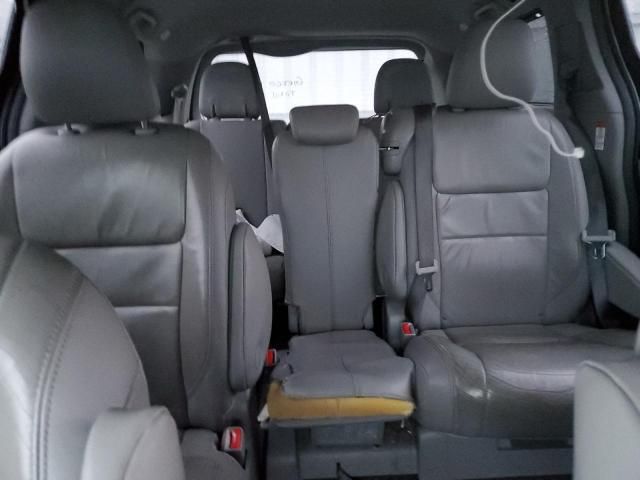 2015 Toyota Sienna XLE