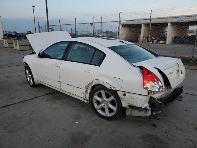 2005 Nissan Maxima SE