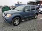 2005 Nissan Pathfinder LE