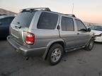 2000 Nissan Pathfinder LE