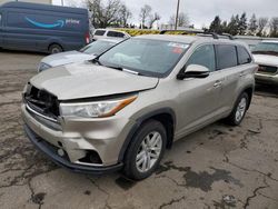 Salvage cars for sale at Woodburn, OR auction: 2015 Toyota Highlander LE