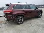 2017 Toyota Highlander SE