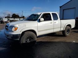 Salvage trucks for sale at Nampa, ID auction: 2000 Toyota Tundra Access Cab Limited