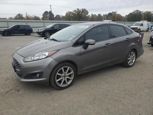 2014 Ford Fiesta SE