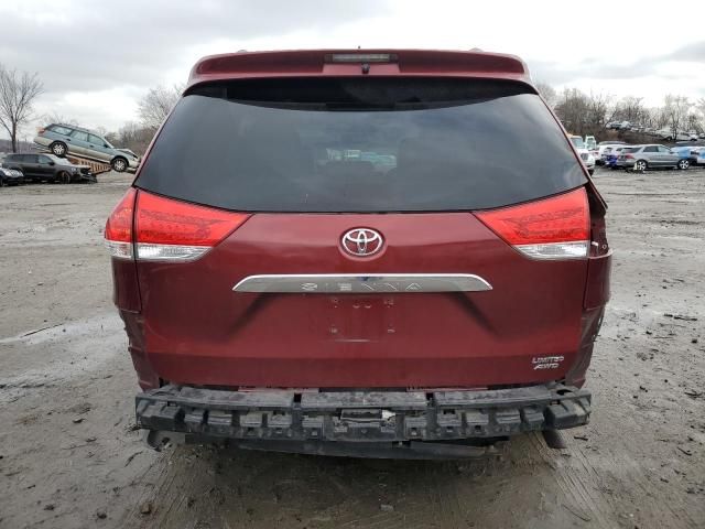 2011 Toyota Sienna XLE