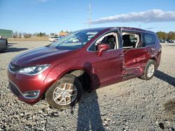 Chrysler Pacifica Touring Vehiculos salvage en venta: 2020 Chrysler Pacifica Touring