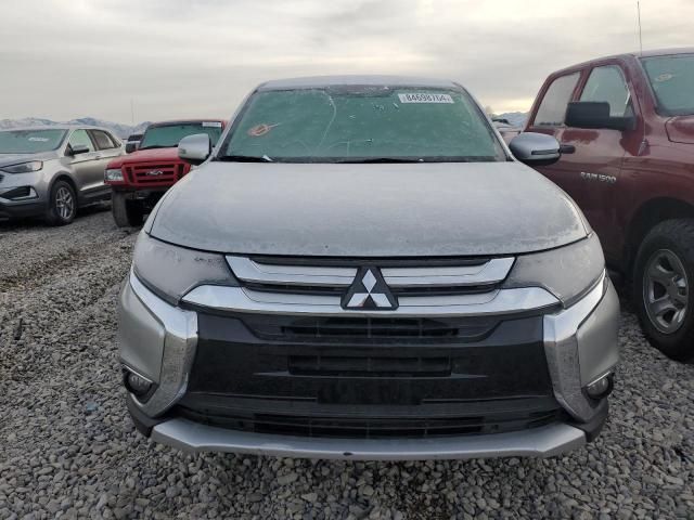 2018 Mitsubishi Outlander SE