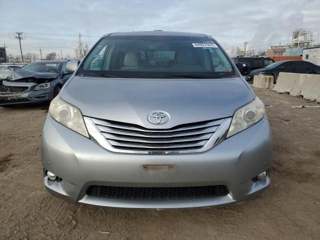 2011 Toyota Sienna XLE