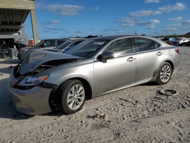 2015 Lexus ES 300H