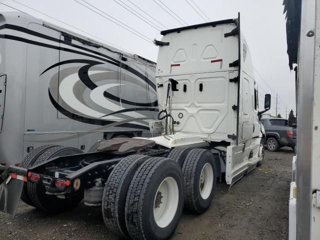 2022 Freightliner Cascadia 126