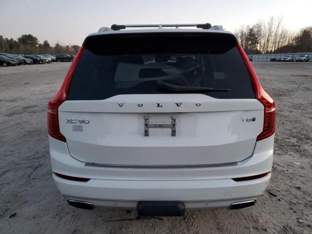 2016 Volvo XC90 T8