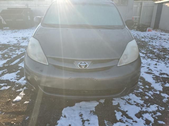 2006 Toyota Sienna CE